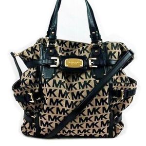 Michael Kors Gansevoort Large Signature Tote